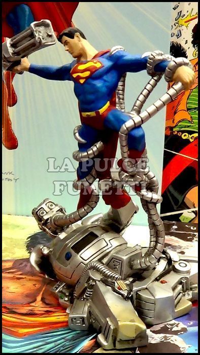 SUPERMAN - MAN VS. MACHINE - HAND-PAINTED COLD CAST PORCELAIN MINI-STATUE